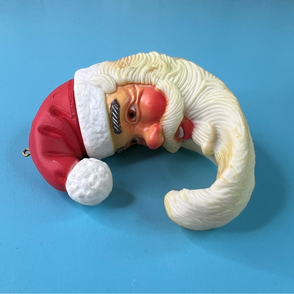 Santa Head Ornament (Flawed with Yellow Discoloration)